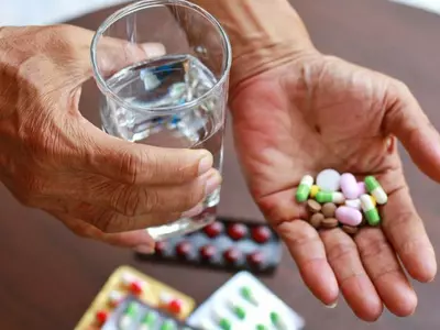 몸에 좋다고 약·건강식품 마구 먹다간…‘독성 간염’ 걸린다