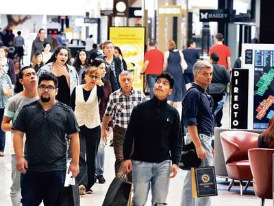 소비자 신뢰지수 반등… 경제상황 낙관