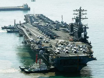 ‘떠다니는 군사기지’ 미 핵항모 니미츠호의 위용
