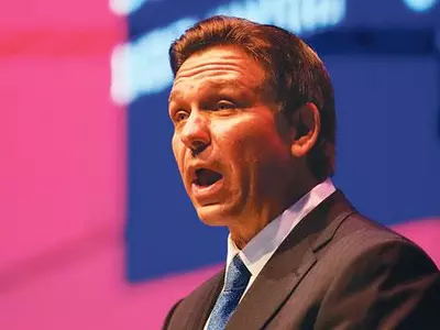 “보복 그만” 디샌티스와 한판 붙는 디즈니