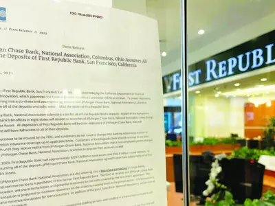 금리 경쟁 수익 직격탄… 고객신뢰 잃으며‘침몰’