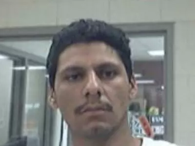 이웃 5명 살해 텍사스 총격범 체포…4차례 추방 전력 멕시코인