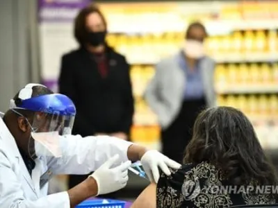 "코로나 확산 조짐에 백악관, 낙관론-경고 메시지 사이서 고심"