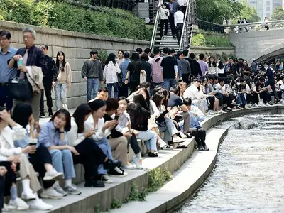 한국도 ‘엔데믹 선언’… 다시 예전처럼