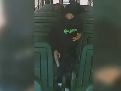 "3번 방아쇠 당겼으나 다 불발"…스쿨버스서 중학생 구사일생