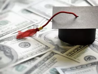 무리한 학자금 융자, 자칫 평생 채무 변제에 허덕