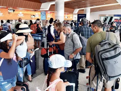 “여름여행 가고 싶은데”… 인플레 고물가 비용 부담