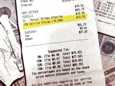 팁에 18% 서비스 차지까지… 주류 레스토랑 소송 당해