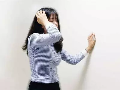 일어서는데 갑자기‘핑’…‘기립성 저혈압’, 기온 1도 오를 때 1.1% 증가