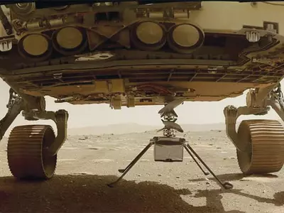 첫 우주헬기 ‘인저뉴어티’ 떴다… 화성표면 안착