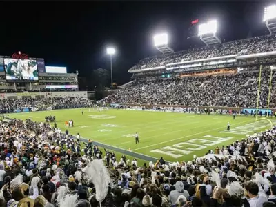 조지아텍 풋볼경기장 '현대 필드'로 개명