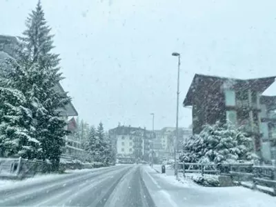 이탈리아 이상기후 몸살… 8월 말에 눈 세상