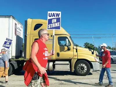 “UAW 파업… 계산 복잡해진 현대차·기아”