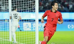 [아시안게임] 한국 남자축구, 우즈베크 꺾고 3회 연속 결승행…일본과 격돌
