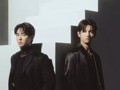 동방신기, 올해 20주년… 신보·콘서트·전시회 “특급 선물”