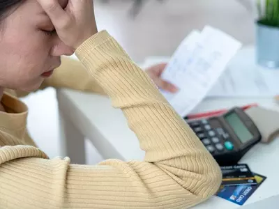 3개월 일했던 직원 “신용불량자 전락”