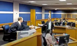 조지아주 '대선뒤집기 시도'로 기소된 트럼프변호사 유죄 인정