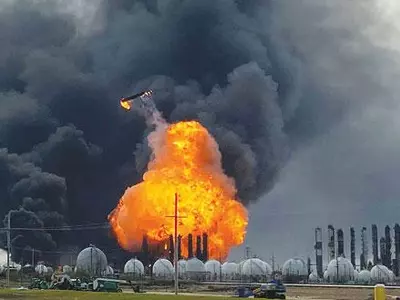 텍사스 화학공장 대폭발 ‘반경 1마일’ 대피령