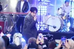 BTS 정국, NBC ‘투데이 쇼’ 출연.. 뉴욕 한복판서 밴드 라이브 공연