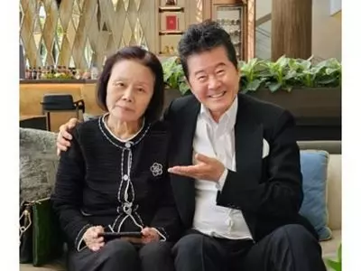 가수 태진아  “아내 옥경이  5년째 치매 투병”