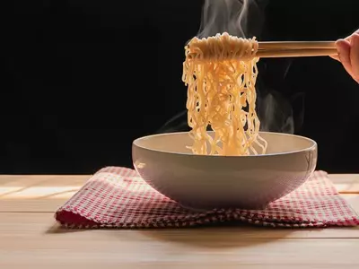 물가 급등에 전세계 라면 ‘후루룩’