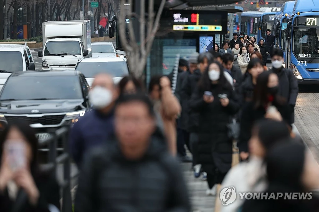 한국의 일상을 살아가는 시민[연합뉴스 자료사진. 재판매 및 DB 금지]