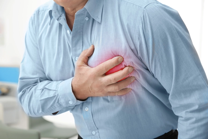 대동맥판막협착증은 2개월 이내 조기 수술하는 것이 사망률을 크게 낮추는 것으로 나타났다.<Shutterstock>