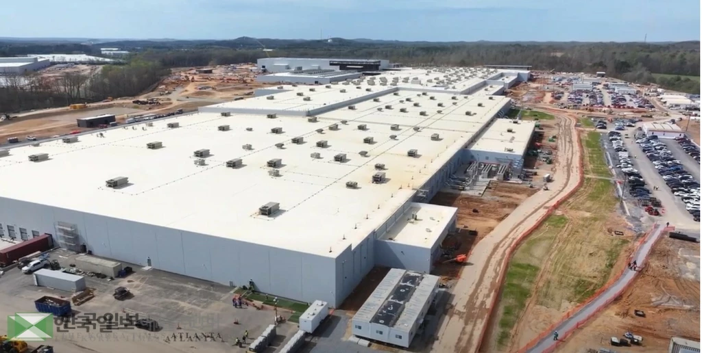 지난해 완공돼 가동에 들어간 카터스빌 소재 한화큐셀 공장 전경<본지 자료 사진>