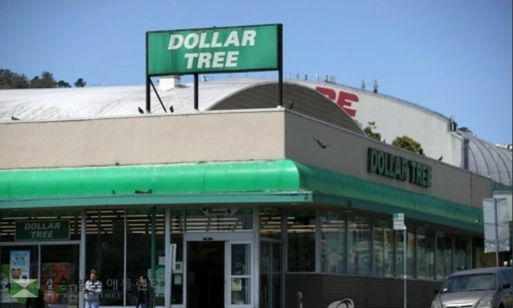 캘리포니아주의 달러트리 매장.