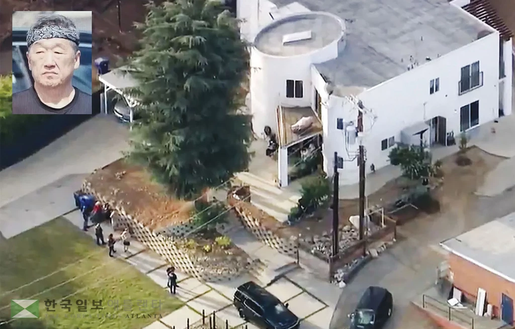 지난 25일 연방 수사요원들이 터헝가 지역 한 저택에서 수색영장을 집행해 거주자들을 조사하고 있다. 작은 사진은 로버트 신 목사. <KTLA>