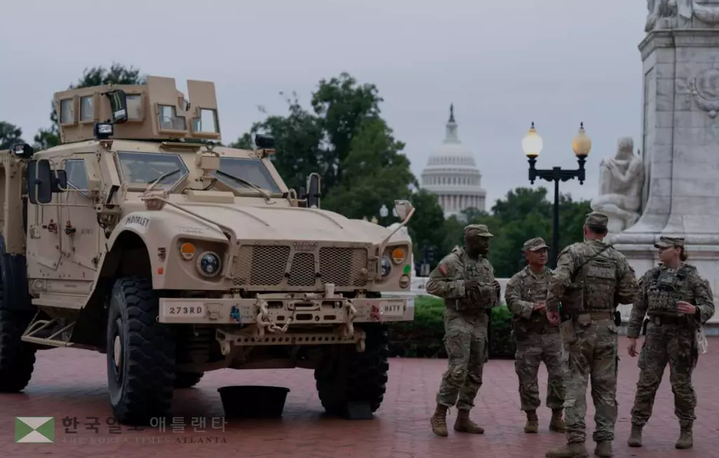 워싱턴DC에 투입된 주방위군 모습. 애틀랜타는 일단  군 투입  대상에서 빠졌지만 시간 문제라는 경고도 나오고 있다. <사진=NPR>