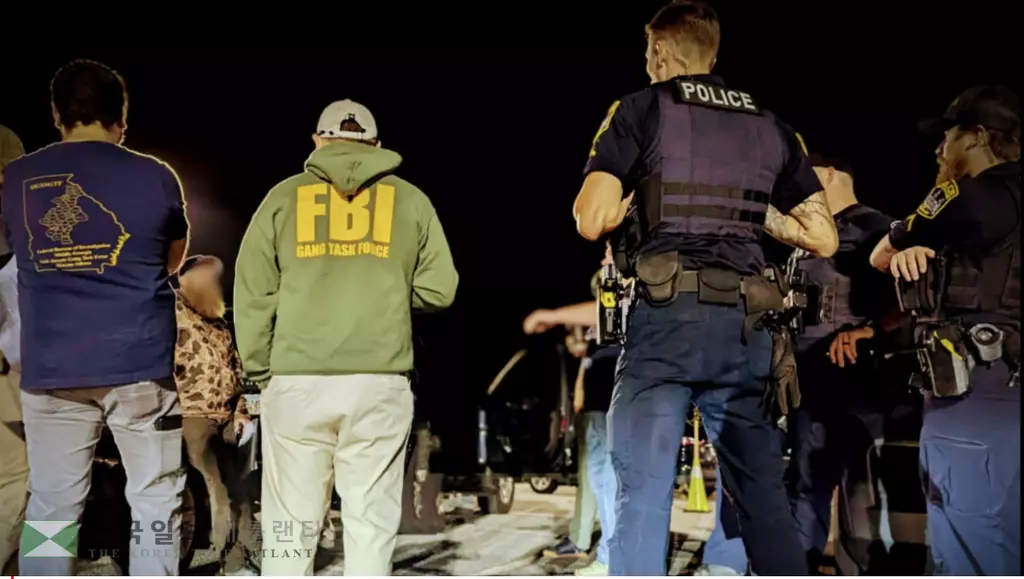 FBI 애틀랜타 지부와 지역경찰 합동수사당국은 26일 애슨스 일대 갱단원 17명을 체포했다.<사진=FBI 애틀랜타 지부 소셜미디어 X>