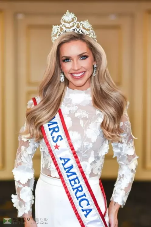 뷰포드 거주 전업주부인 페이지 이윙이 올해 미즈 아메리카 대회에서 우승을 차지했다. <사진=귀넷 데일리 포스트>