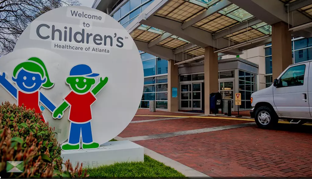 우익 활동가 찰리 커크의 사망을 바하하는 글을 SNS에 올린 애틀랜타 어린이 벙원 직원이 해고됐다.