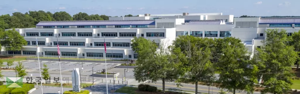 귀넷 카운티 정부 청사 전경, 커미셔너 위원회는 10월말까지 4개 업종에 대한 인허가 업무를 잠정 중단하기로 결정했다.<사진=귀넷 카운티 웹사이트>