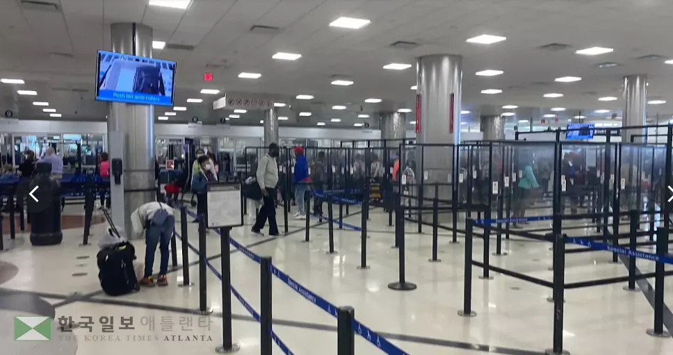 연방정부 셧다운에도 불구하고 TSA 소속 직원들과 항공관제사들은 무급 근무를 이어 가고 있어 애틀랜타 공항은 일단 정상 상태를 유지하고 있다.<사진=애틀랜타 공항 웹사이트 캡쳐>