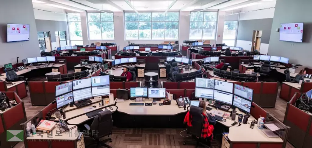 귀넷 카운티 911센터 모습, 차세대 911시스템을 도입하면서 올해 응답률이 처음으로 전국기준 95%를 넘었다.<사진-=폭스5뉴스>