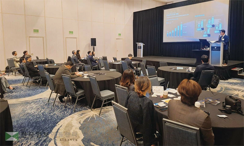 허광훈 현대자동차그룹 상무가 4일 ‘첨단 기술과 K-브랜드, IP로 투자하는 미래’를 주제로 한 세미나에서 자사의 기술개발과 특허출원 전략에 대해 설명하고 있다. [박홍용 기자]