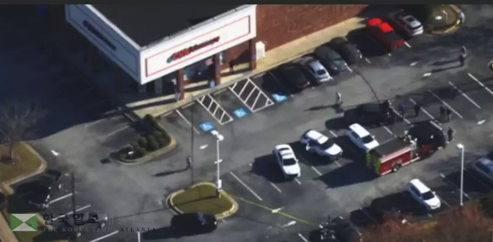 총격사건이 일어난 로간빌 CVS 주차장 모습,<사진=채널2액션뉴스>