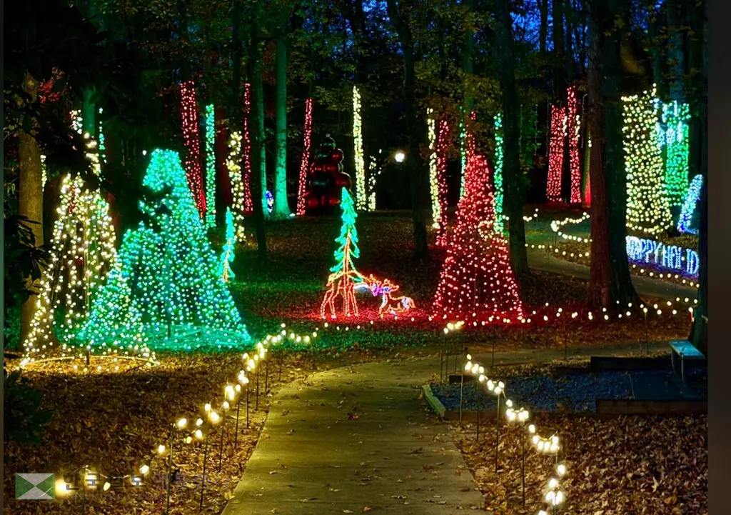 로렌스빌에서 열리는 올해 애틀랜타 크리스킨들 마켓 행사에서는 0.5마일 길이의 윈터라이트 워크도 조성된다.<사진=크리스킨들 마켓 웹사이트>