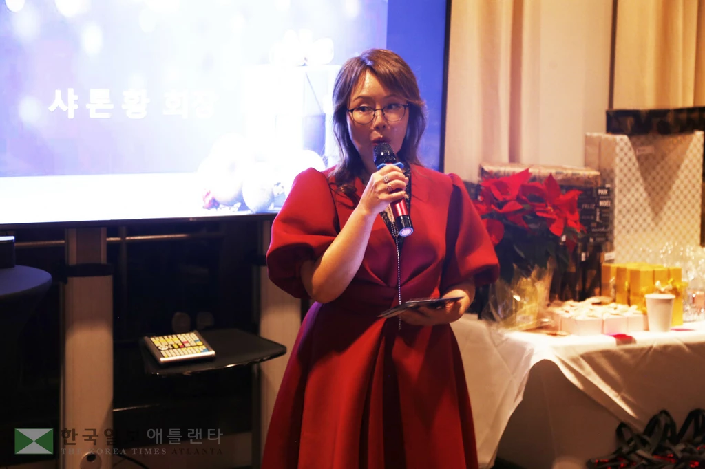 샤론 황 회장의 인사말.