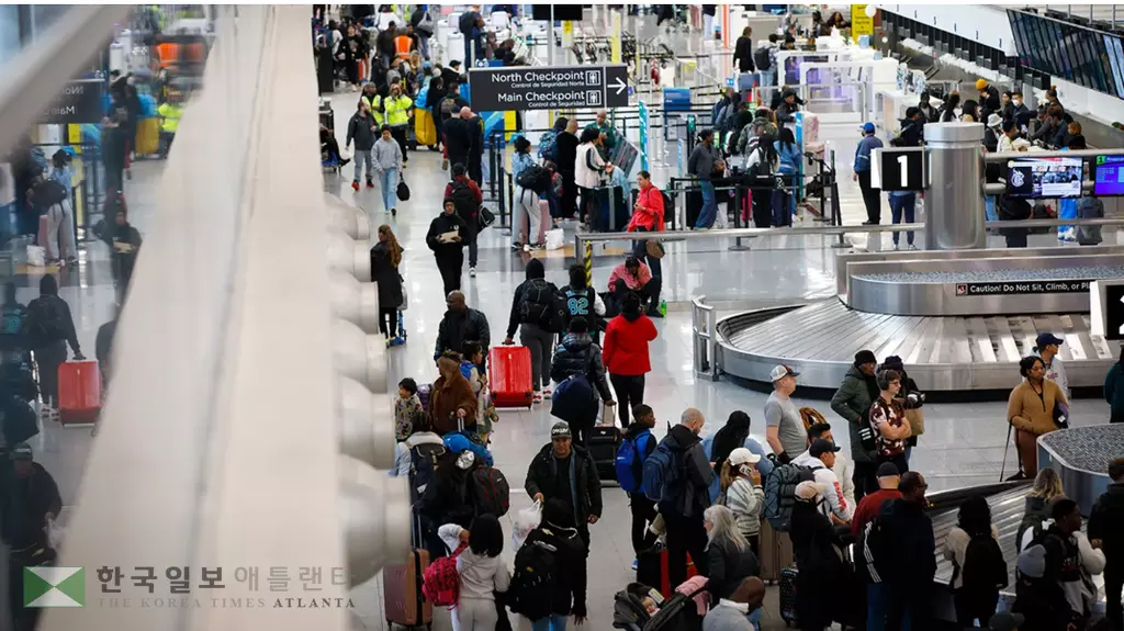 성탄절과 새해 연휴 기간 동안 모두 530만명이 애틀랜타 공항을 이용할 것으로 전망됐다.<사진=폭스 비즈니스>