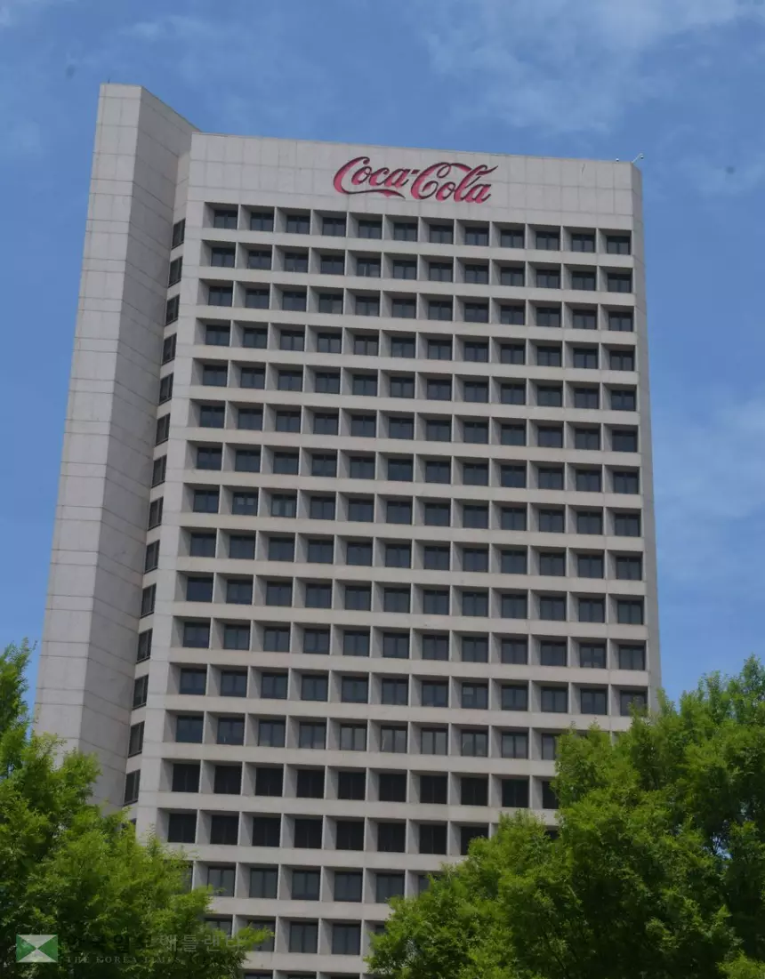 애틀랜타 소재 코카콜라 본사 전경. 2월말까지 본사 인력 75명이 감축된다.