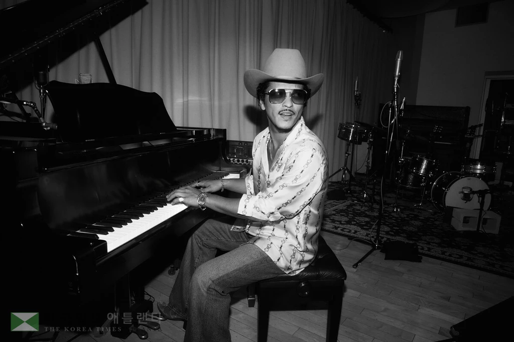 팝스타 브루노 마스[워너뮤직코리아·JOHN ESPARZA 제공. 재판매 및 DB 금지]