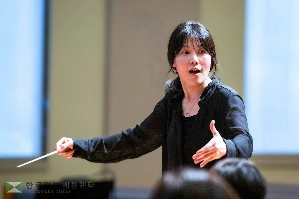 송지혜 지휘자