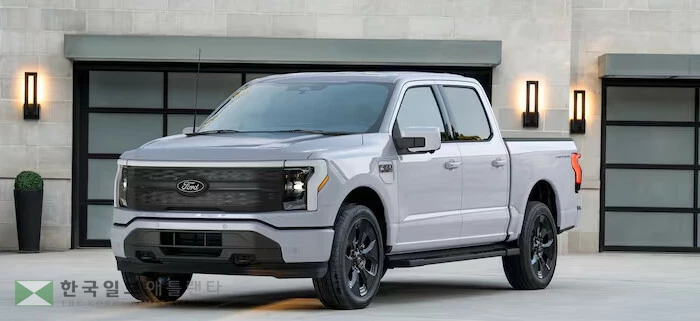 포드의 전기차 트럭 F-150이 2026년 단종됐다.
