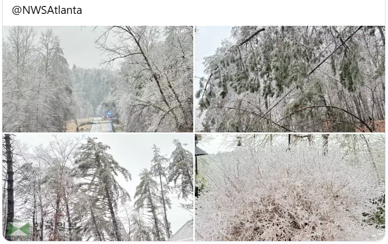 아이스 폭풍이 멈춘 뒤에도 낮은 기온이 지속되면서 쌓인 눈과 얼음 무게를 견디지 못한 전선과 나뭇가지가 쓰러지면서 추가 정전 피해도 예상된다,<사진=조지아 교통국 인스타그램>