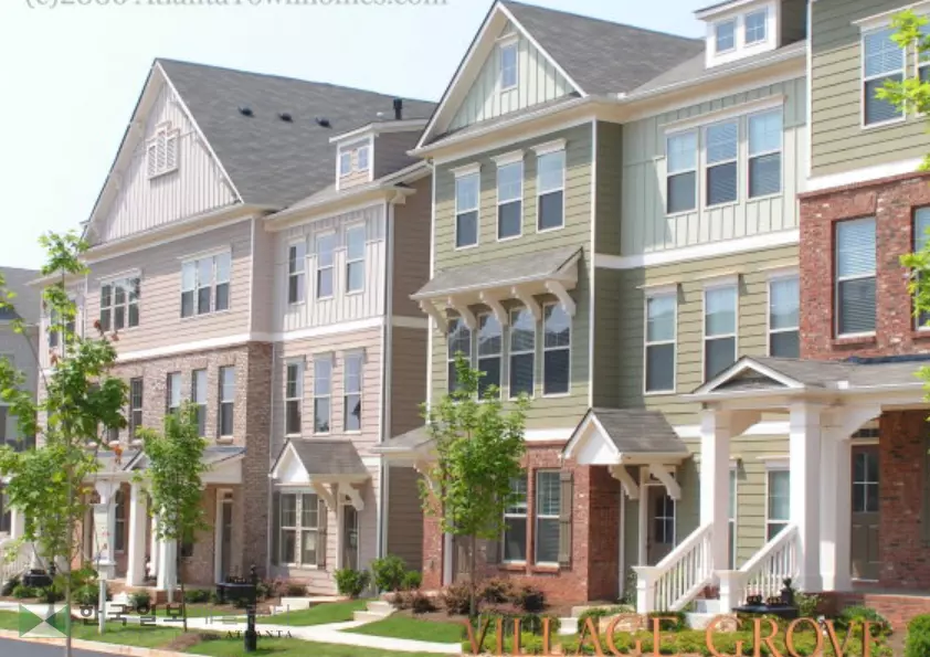 스와니시의 주거용 주택에 대한 재산세 공제한도 확대가 주의회에서 추진 중이다. 스와니시의 한  타운홈 단지.