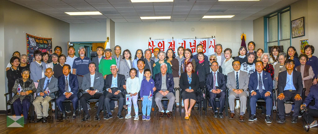 북부플로리다한인회는 1일 3.1절 제107주년 기념식을 개최했다. 참석자들이 한자리에 모였다.