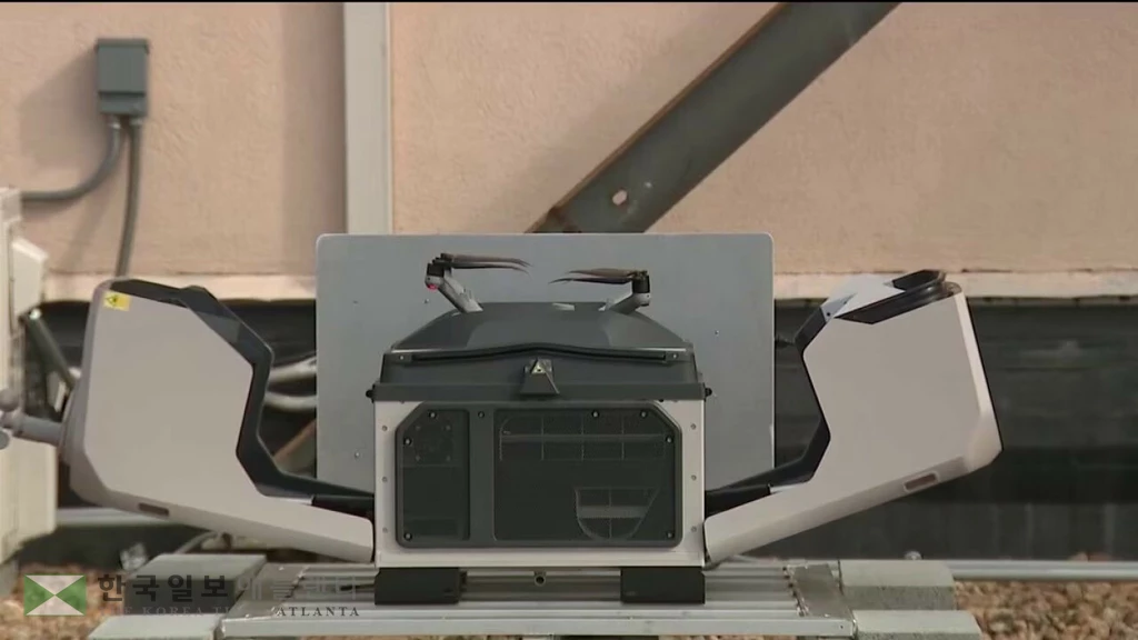 드론 잡는 드론 모습. <사진=풀턴 카운티 셰리프국>